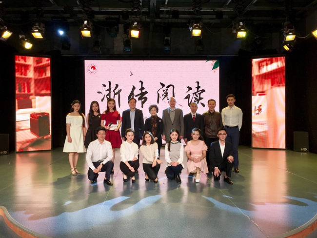 合影 乔丹摄.jpg
