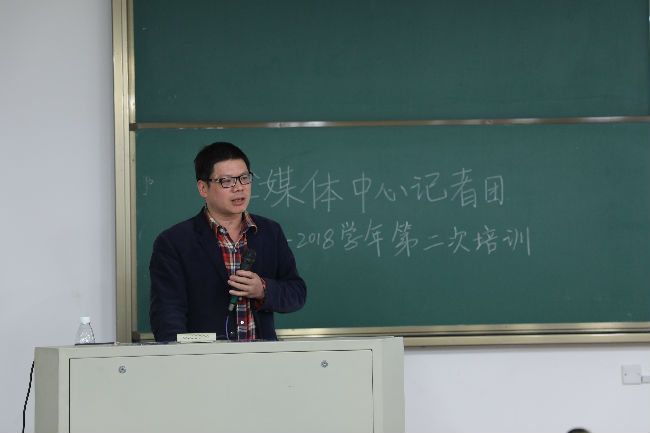 申屠璐瑶2.jpg