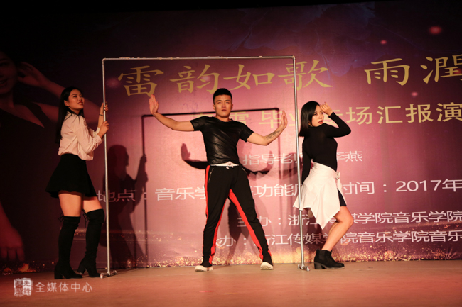 张慧15.jpg